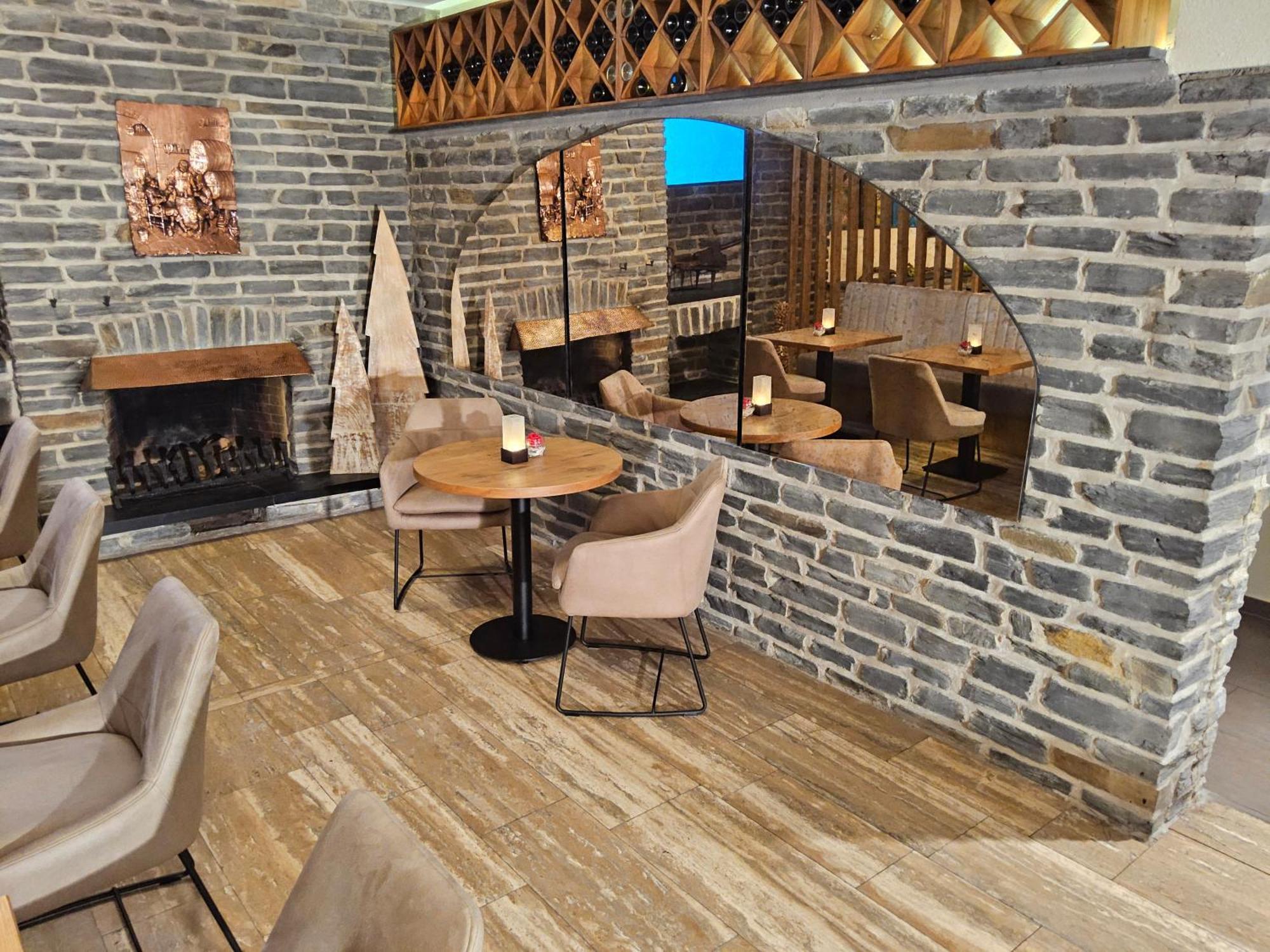 Christiana'S Wein & Art Hotel Bernkastel-Kues Luaran gambar