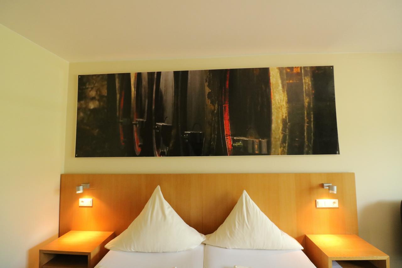 Christiana'S Wein & Art Hotel Bernkastel-Kues Luaran gambar